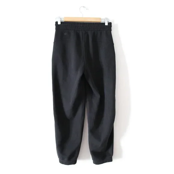Lululemon Loungeful High-Rise Cropped Jogger 24" / Size 4 / Black Fleece - Picture 5 of 10